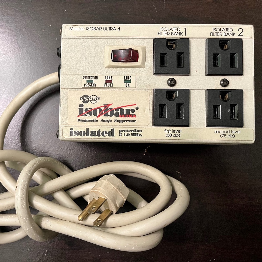 TRIPP LITE ISOBAR ULTRA 4 Outlets Surge Suppressor, Metal Housing